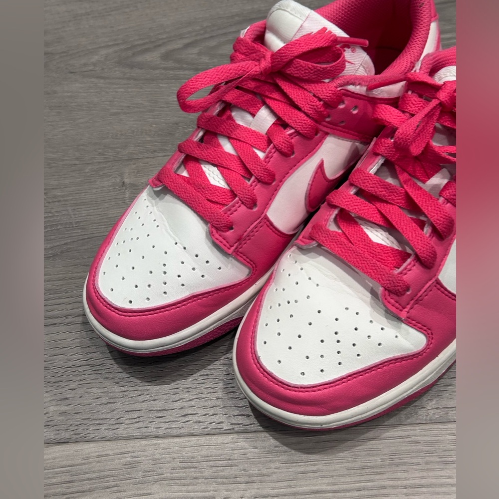❥𝗡𝗜𝗞𝗘: Big Kid’s Low Dunk Sneakers - Picture 10 of 15
